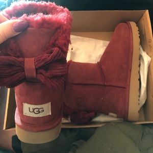 UGG Mini Bailey Corduroy Bow Boot burgundy